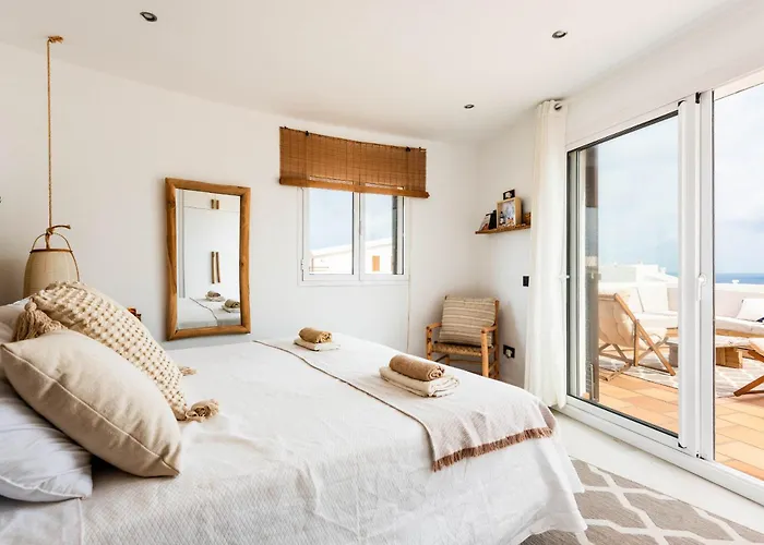 Kistine 5 Bedroom Villa, Cala Morell